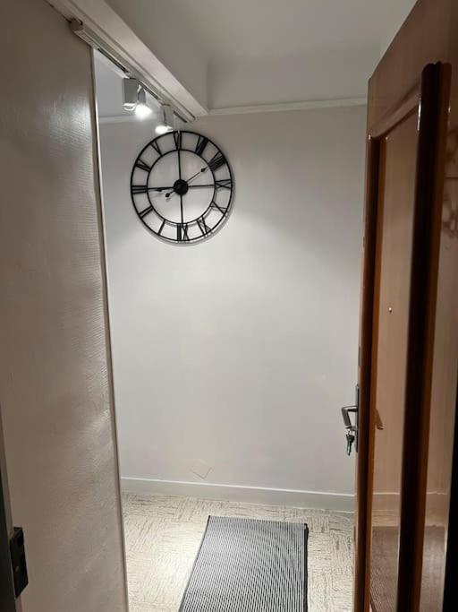 Robs Appartement In Center Bourges Luaran gambar